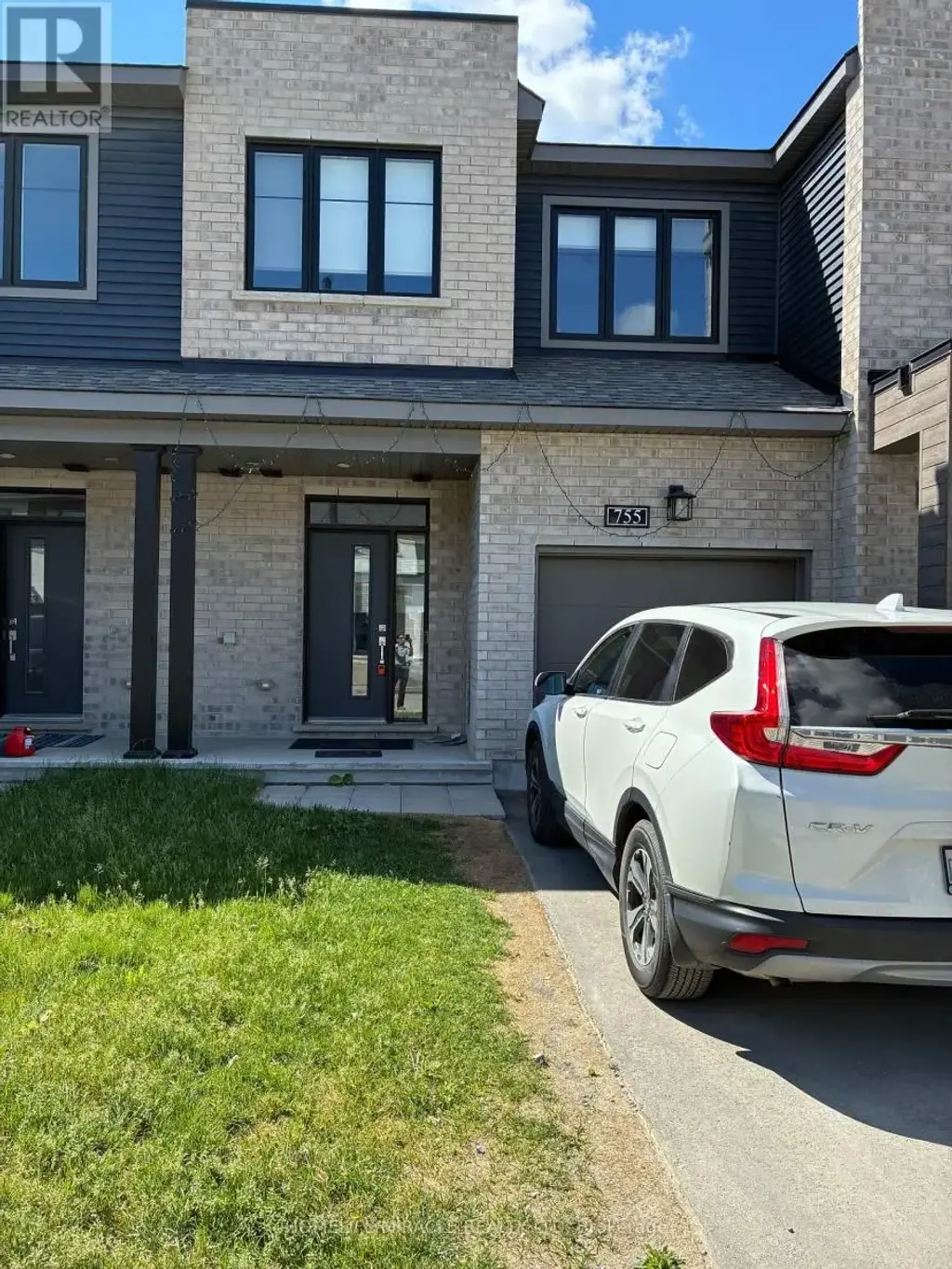 755 Fairline Row, Ottawa